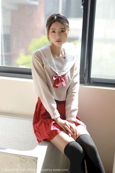 跟你说句悄悄话